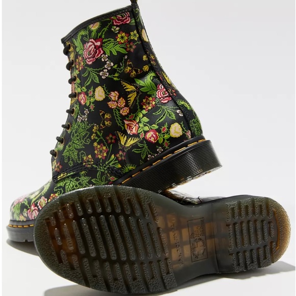 Dr. Martens 1460 Floral Bloom Boot - Picture 4 of 5